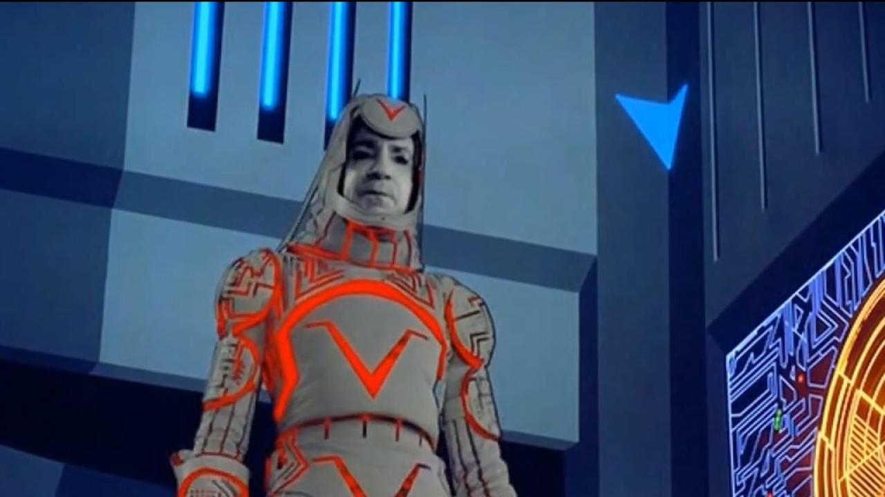 [02/08/2012] Der erste Kinofilm zu einem Spiel - Tron (1982) - Anfang der achtziger Jahre feierte der Kinofilm Tron Premiere, die Arbeiten an dem Streifen haben allerdings schon viel früher begonnen. Inspiriert wurden die Macher von dem Computerspiel Pong. 