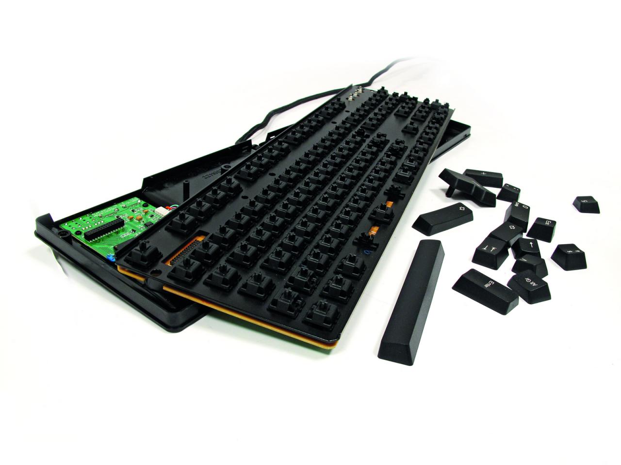[18/10/2012] Mechanische Tastaturen: wir klären euch über die Technik auf und sehen uns die Logitech G710+ näher an