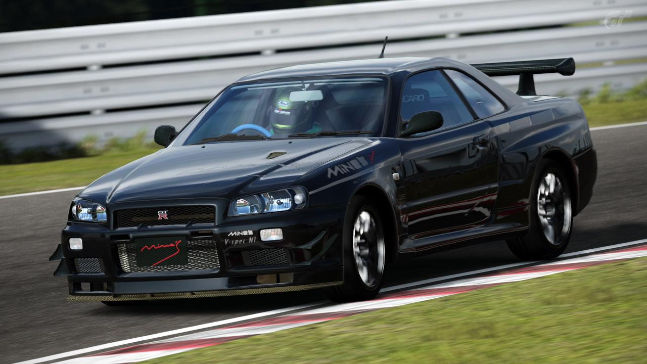 [11/12/2012] Gran Turismo 5: Playstation-Besitzer verbindet eine lange Tradition mit dieser Rennspiel-Serie, die auf den Sony-Konsolen immer für ein optisches Feuerwerk sorgten. Auch der fünfte Gran Turismo-Titel steht dem in nichts nach und lässt auf der Playstation 3 ordentlich die Muskeln spielen. Verständlich, dass Polyphony kein Schadensmodell integrierte.