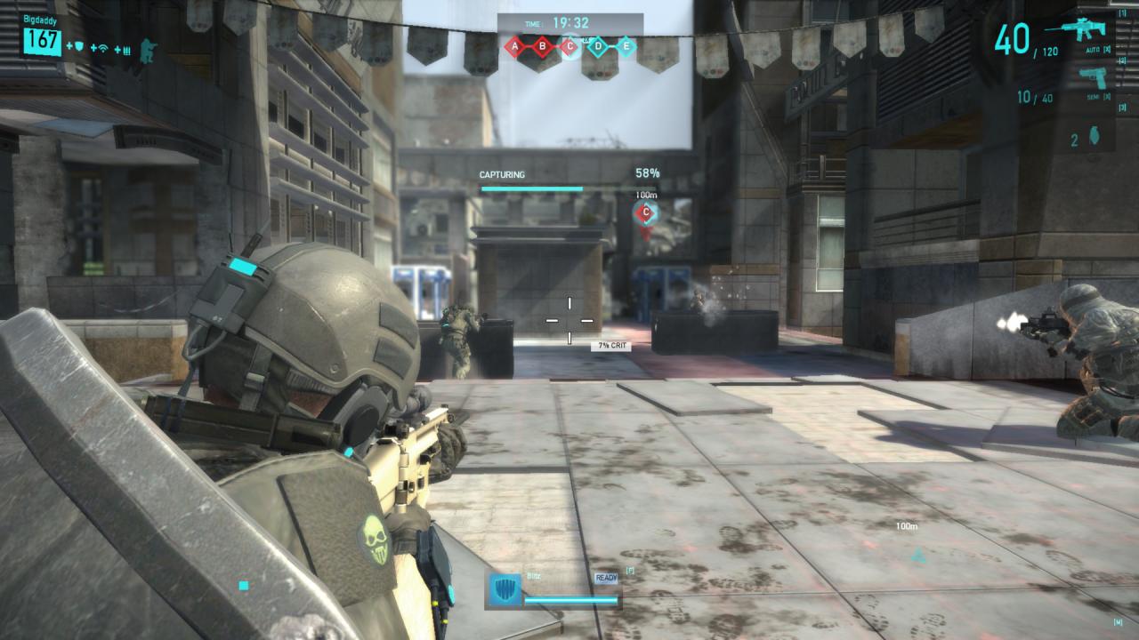 [25/01/2013] Ghost Recon Online glänzt vor allem mit klugen Taktik-Features. Eure Kameraden sind dank der modernen Ausrüstung immer auf eurem Bildschirm sichtbar und mit Hilfslinien auf dem Bildschirm dargestellt. So wird etwa das taktische Zusammenspiel unter Fremden erleichtert. Zwar lässt sich über einige der kaufbaren Inhalte streiten, insgesamt beurteilen wir den Taktik-Shooter jedoch als fair und äußerst spaßig.