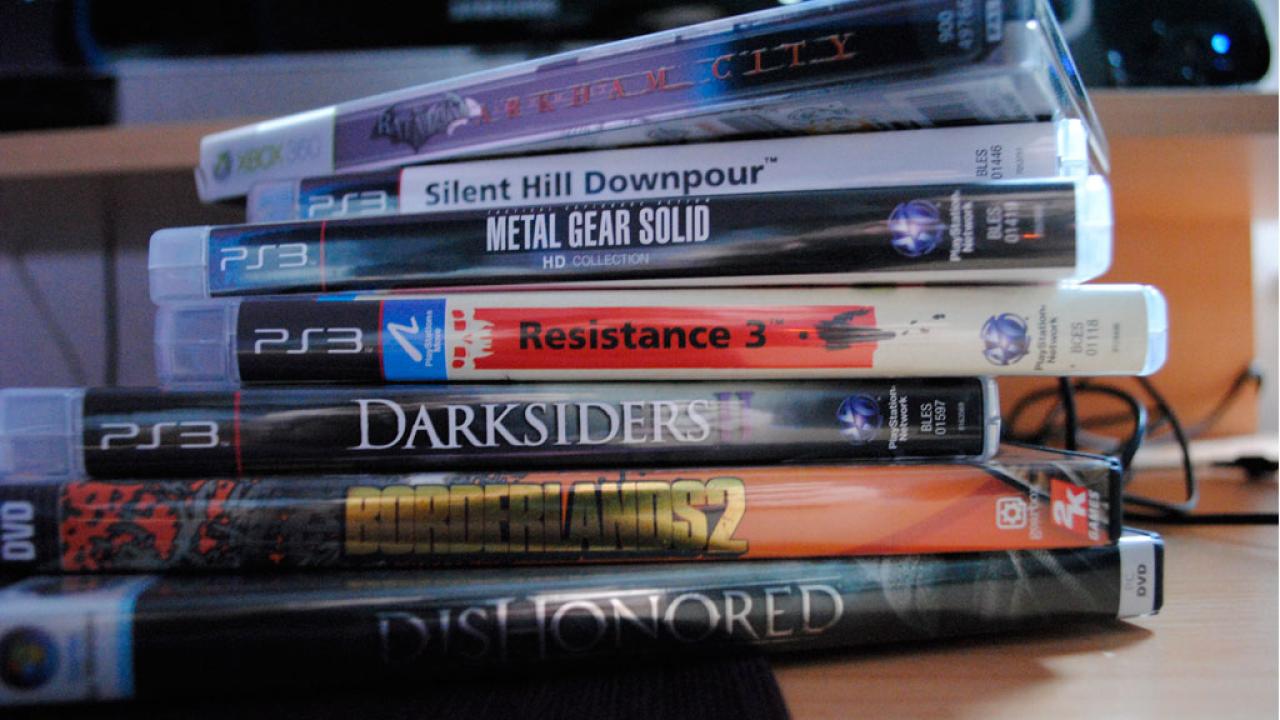 [02/01/2013] Spielestapel abarbeiten - Mit diesem Problem haben vermutlich viele eingefleischte Gamer zu kämpfen: Der Spielestapel mit wird jedem Monat größer und größer. Leider fehlt einem die Freizeit, um alle gekauften Perlen auch wirklich durchzuspielen. 2013 sehen wir diesbezüglich wenig Hoffnung, doch der Wille ist da!