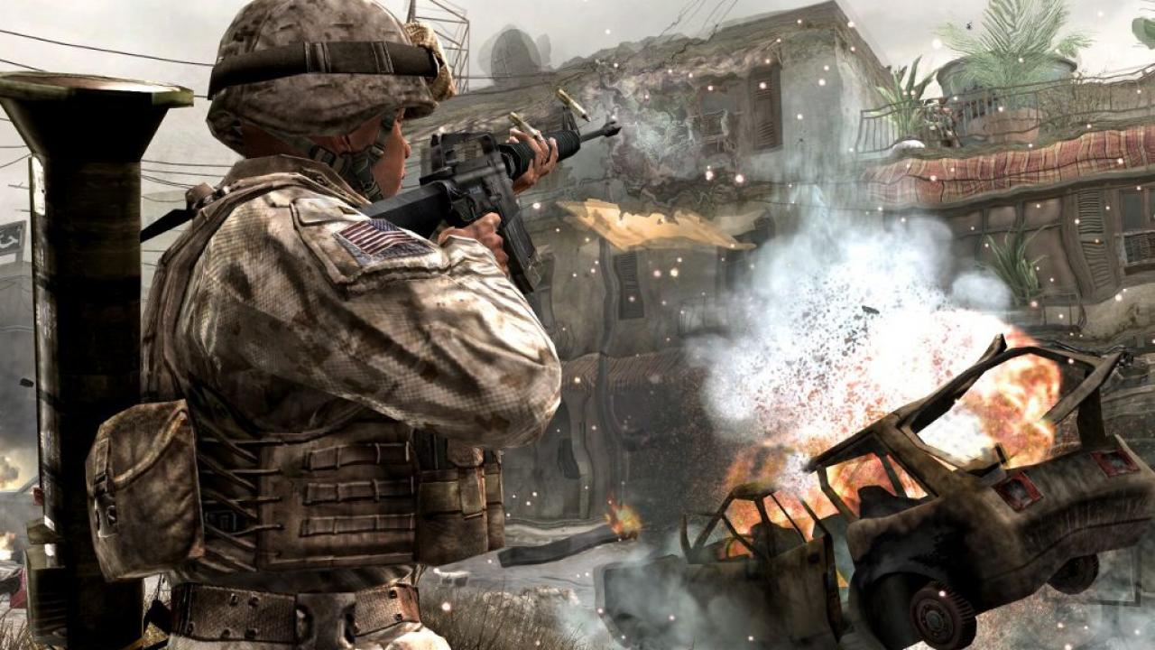 [27/02/2013] Call of Duty 4: Modern Warfare - Infinity Ward hat mit COD 4 einen neuen Trend losgetreten: Fortan waren alle Militär-Shooter im modernen Setting angesiedelt. Außerdem setzte der populäre Ego-Shooter Maßstäbe im Multiplayer - Stichwort: Prestige-System. Bis dato gingen mehr als zehn Millionen Exemplare über die Ladentheke.