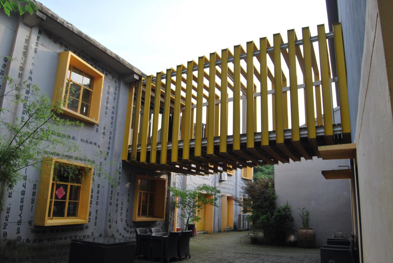 [11/07/2013] Das Innenstadt-Studio von Snail Game.