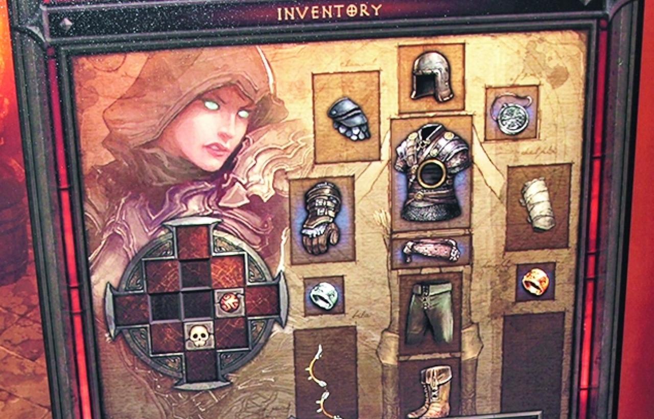 [20/08/2013] So sah der Talisman aus, der vor ein paar Jahren noch im Spiel war. Das kreisrunde Inventar bestückte man mit kleinen Upgrade-Steinchen, die als Ersatz der Zauber aus Diablo 2: LoD dienten.