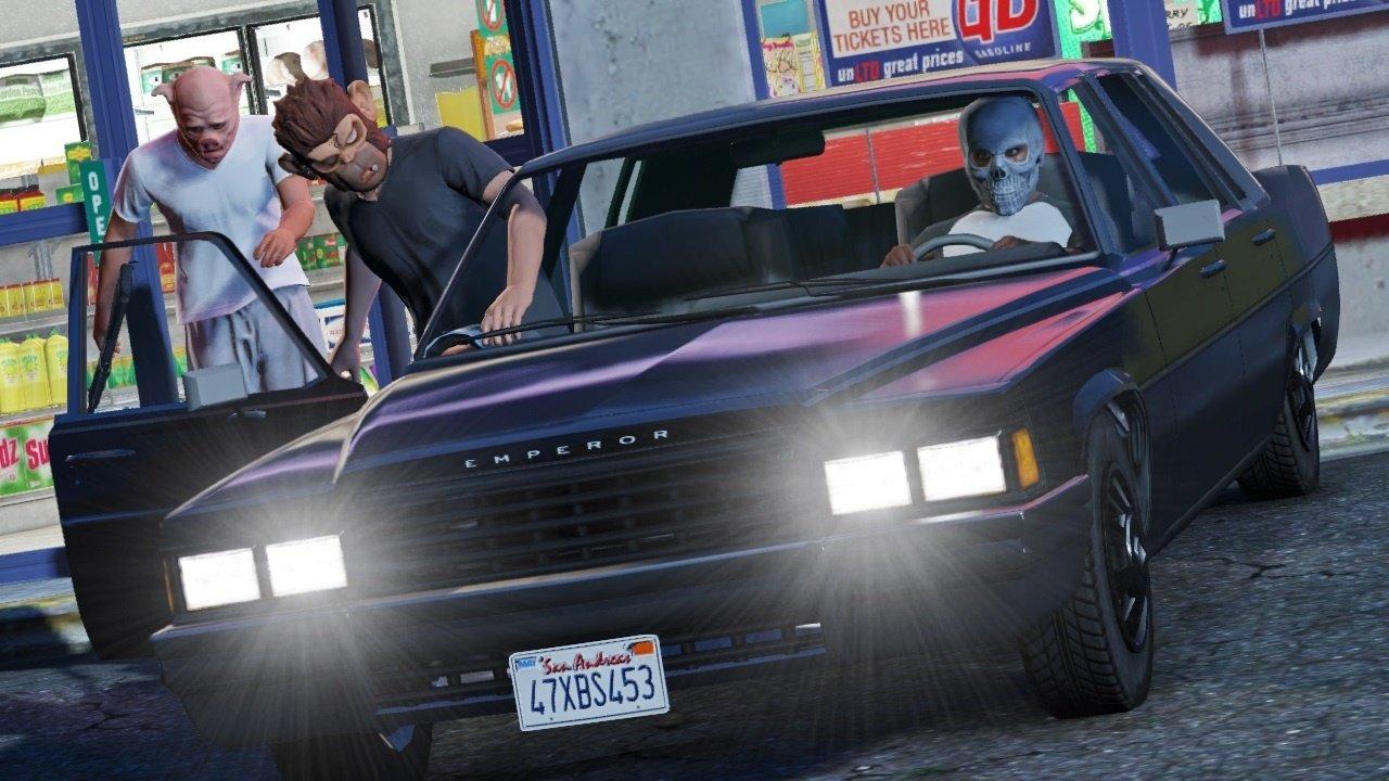 [16/08/2013] GTA Online - Zum Launch der Mehrspieler-Komponente am 1. Oktober war ein reibungsloses Spielen praktisch nicht möglich. In der PS3-Version schickte euch das Spiel nach der Charakter-Erstellung wieder zurück in den Solo-Modus. Heute sind zumindest die gröbsten Bugs Geschichte.