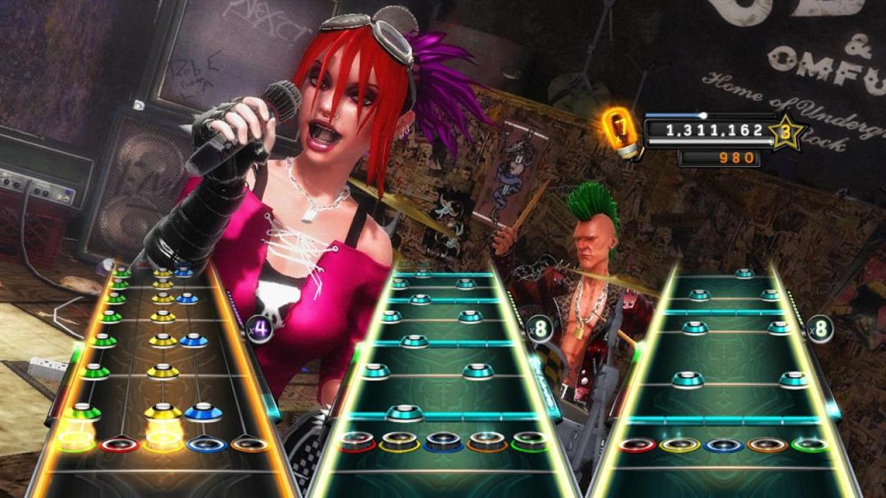 [14/10/2013] Guitar Hero (2005, Nintendo Wii, Xbox 360, Playstation 2/3) - Mit diesem Rythmusspiel landete Red Octane 2005 einen Hit, die Rechte daran erwarb Activision 2006 mit dem Kauf von Red Octane. Bis 2010 kamen insgesamt sechs Spiele heraus, nachdem der siebte Teil aber in der Entwicklung scheiterte wurde keine weitere Fortsetzung angekündigt. Das Spiel wurde auch zur Musikerziehung genutzt. Nachweislich verbessert es die motorischen Fähigkeiten und wird deshalb auch bei Therapien gegen Lähmungen verwendet.