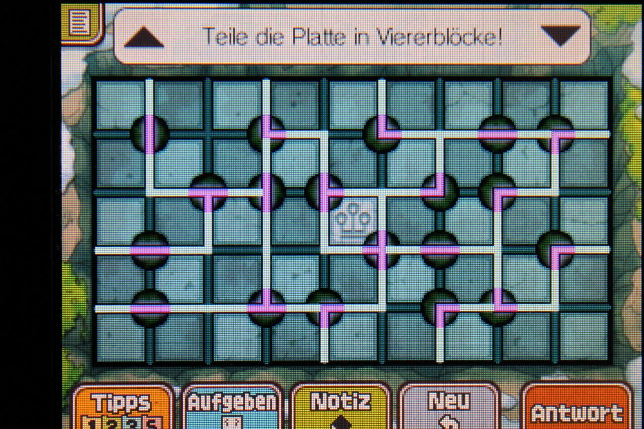 [08/11/2013] Professor Layton und das Vermächtnis von Aslant: Um Rätsel 006: Gefangen im Eis zu vollenden, müsst ihr die Bauteile wie in der gezeigten Grafik anordnen.