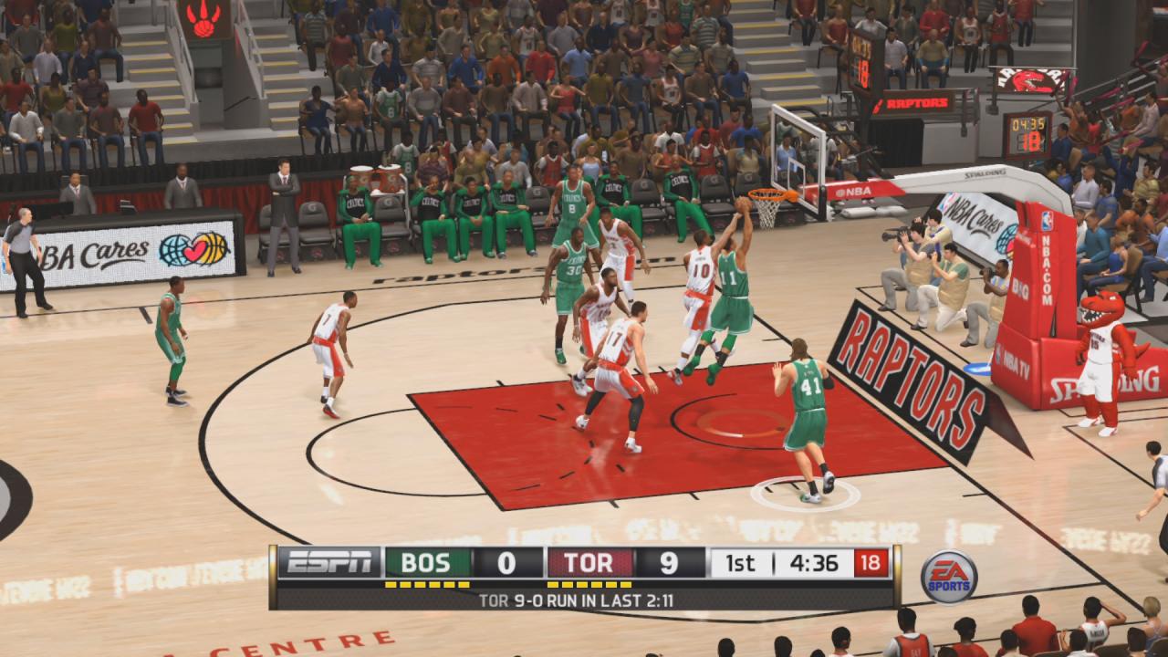 [28/11/2013] EAs NBA Live 14 zählt zu den Konsolenflops des Jahres. Weitere Spiele-Gurken 2013 findet ihr im Video.