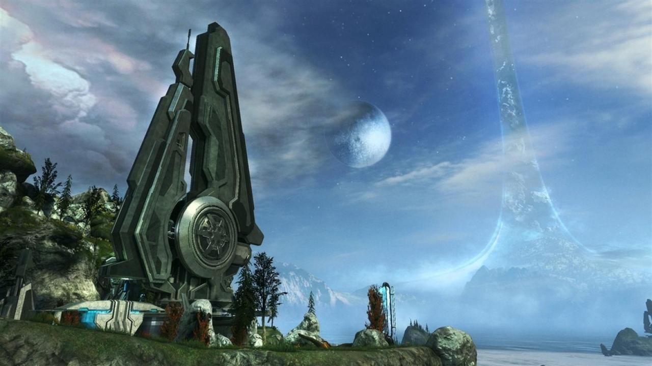 [29/11/2013] Die Ringwelten, die das Halo-Universum definieren bieten nicht nur einen erstklassischen Ausblick ins Weltall, sondern sind auch sonst zu großen Teilen sehr hübsch gestaltet. Als Beispiel dafür haben wir uns ein Panorama-Pic der Installation 04 aus Halo: Combat Evolved, genauer gesagt dem Remake Anniversary, genommen.