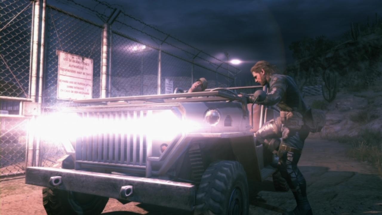 [09/03/2014] Der Umfang von Metal Gear Solid 5: Ground Zeroes ist nahezu lächerlich. Nach etwa einer bis zwei Stunden Spielzeit flimmern auch schon die Credits auf dem Bildschirm. Die ernüchternde Wahrheit ist allerdings, dass wir selbst in dieser kurzen Zeit mehr Spaß beim Zocken haben als mit manch einem anderen Spiel.