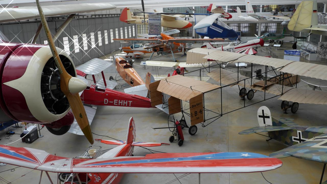[31/03/2014] In der Sammlung der Luftwerft finden sich einige bemerkenswerte Ausstellungsstücke. (16)