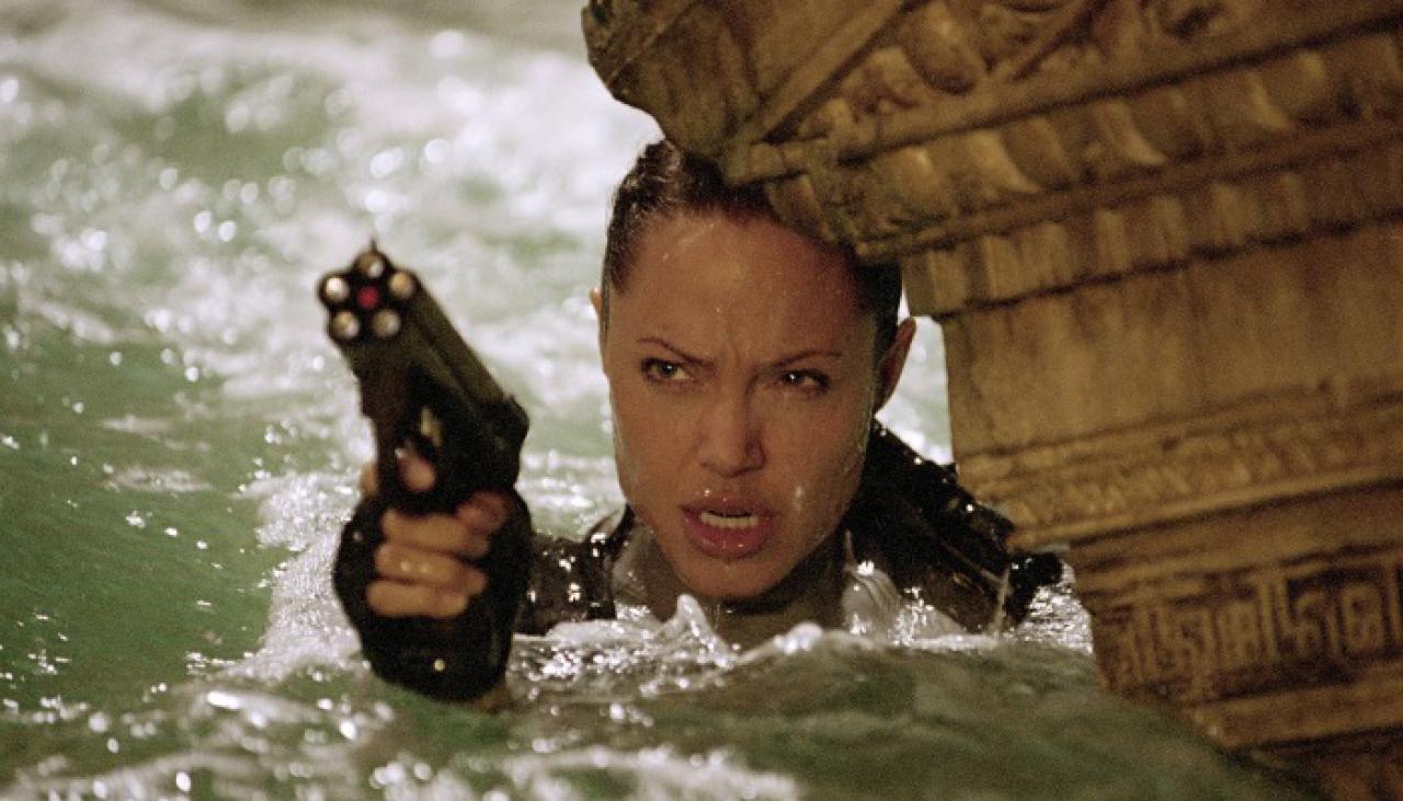 [09/05/2014] Angelina Jolie in 