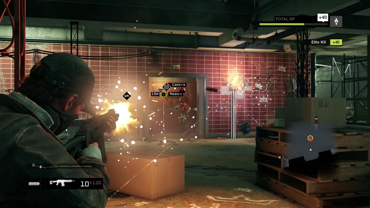 [26/05/2014] Schaltkästen wie der rechts neben dem Aufzug lassen sich per Hacking zur Explosion bringen. (PS4)