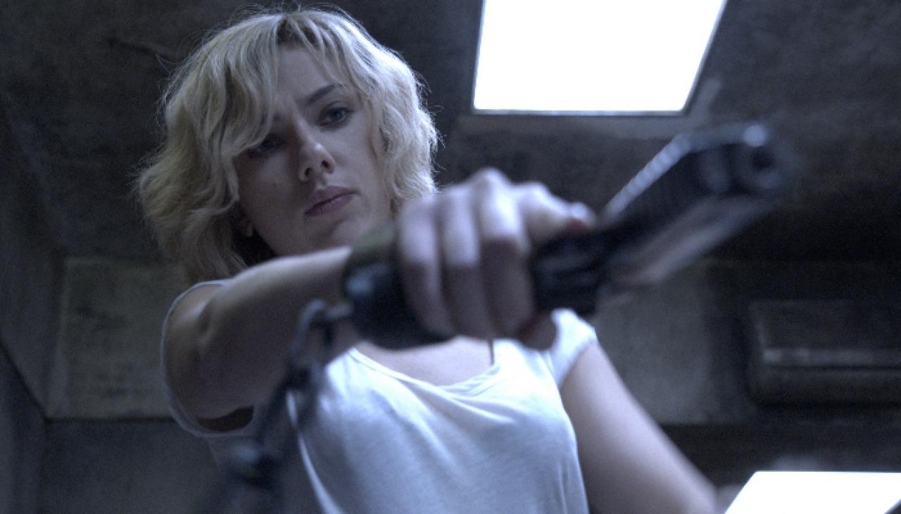 [11/08/2014] Scarlett Johansson in 