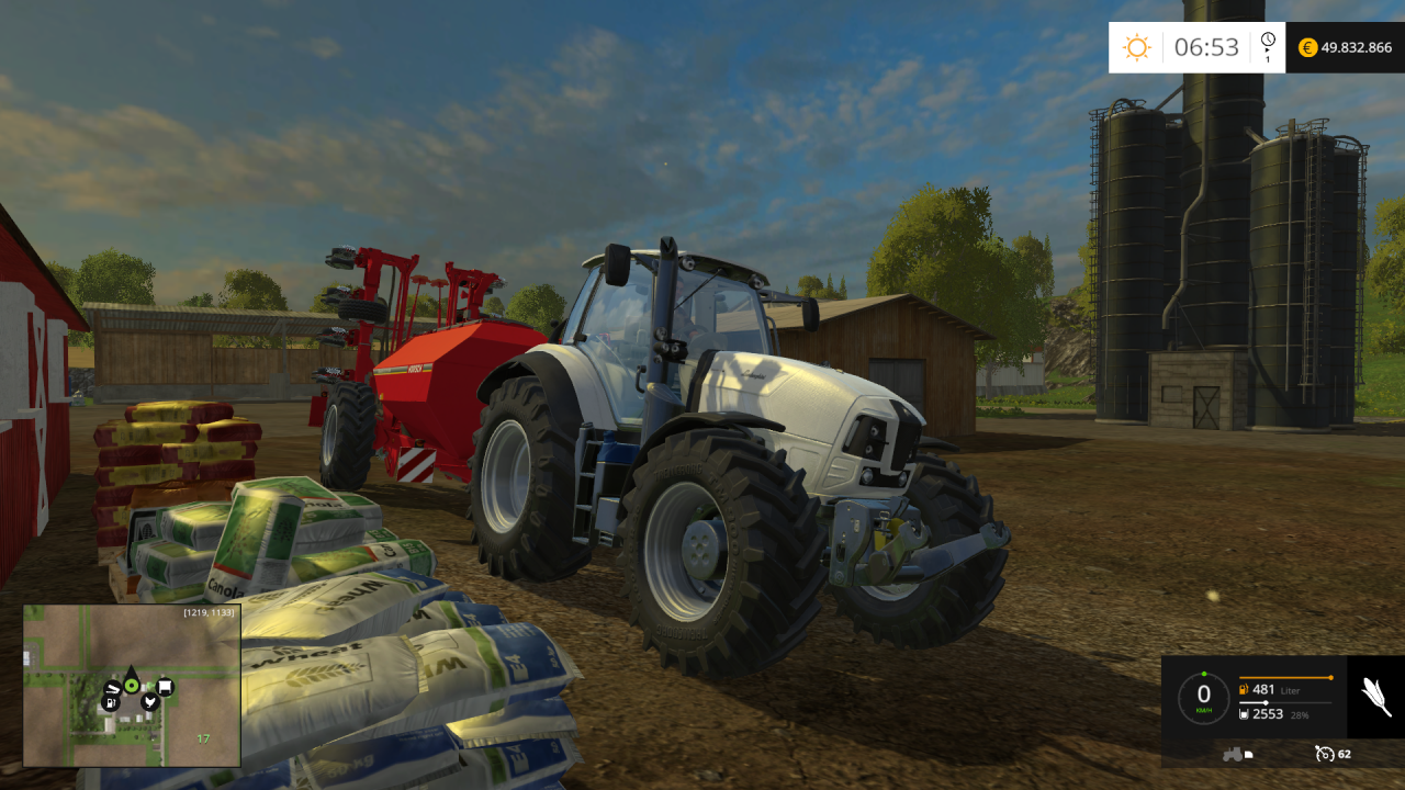 [29/10/2014] Landwirtschafts-Simulator 15: Sämtliche Fahrzeuge und Geräte sind im LS 15 voll lizenziert. Über 40 Marken sind derzeit am Start, mit insgesamt über 100 Fahrzeugen/Geräten - stattlich!