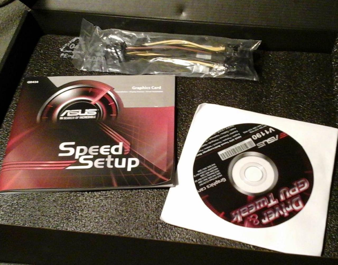 [02/01/2015] Asus R9290-DC2OC-4GD5: Zubehör
