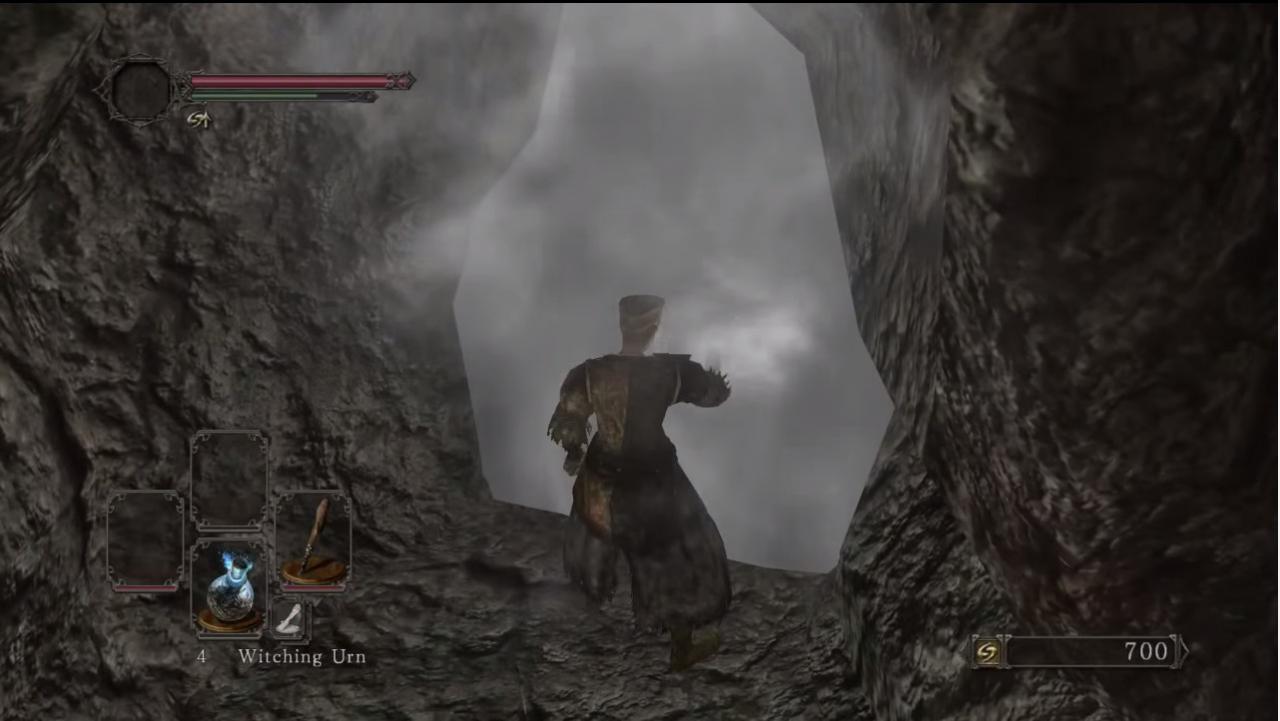 [14/01/2015] Wenn man in Dark Souls eine der Nebelwände durchschreitet, muss man immer mit dem Schlimmsten rechnen. Zu oft lauert eine übermächtige Kreatur auf der anderen Seite, die einen sofort ins virtuelle Jenseits befördert.