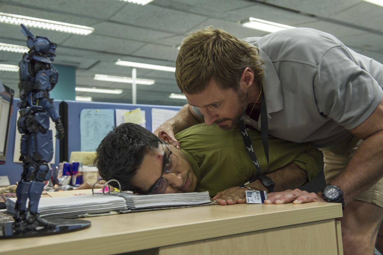 [18/02/2015] Szenenfotos aus dem Film Chappie. (10)