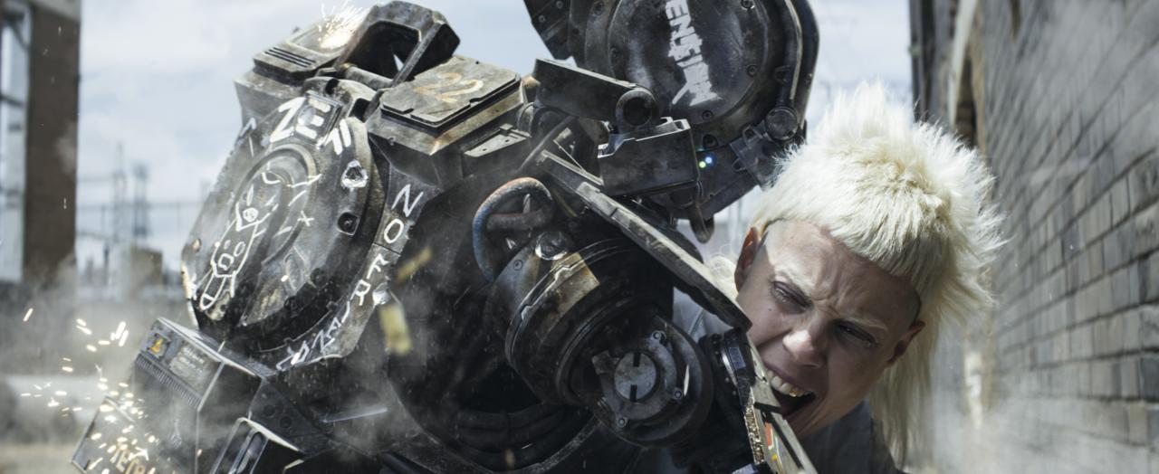 [18/02/2015] Szenenfotos aus dem Film Chappie. (15)