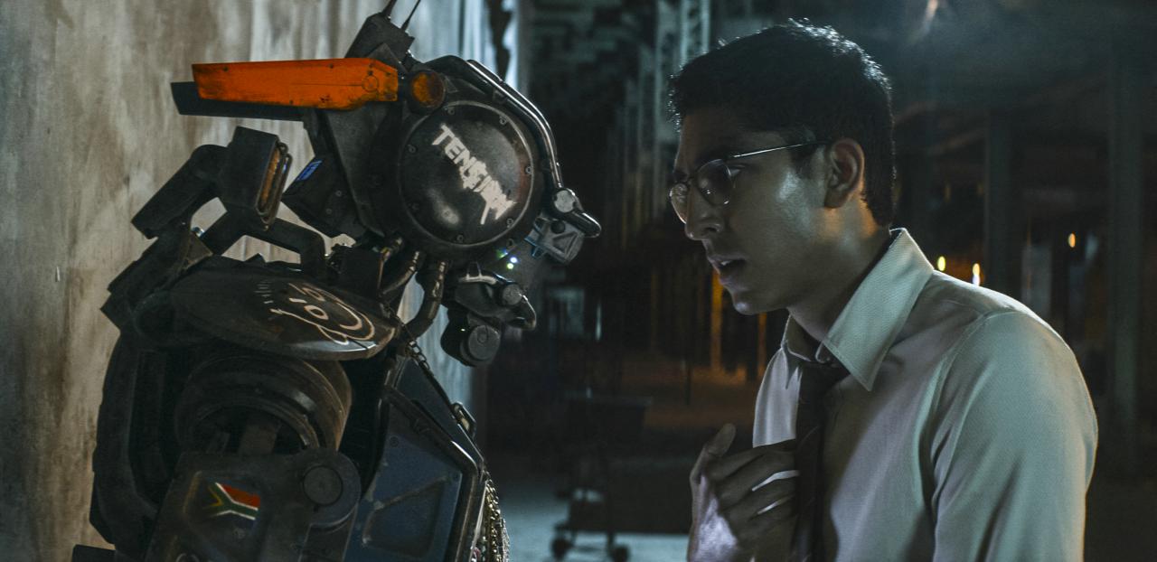 [18/02/2015] Szenenfotos aus dem Film Chappie. (2)