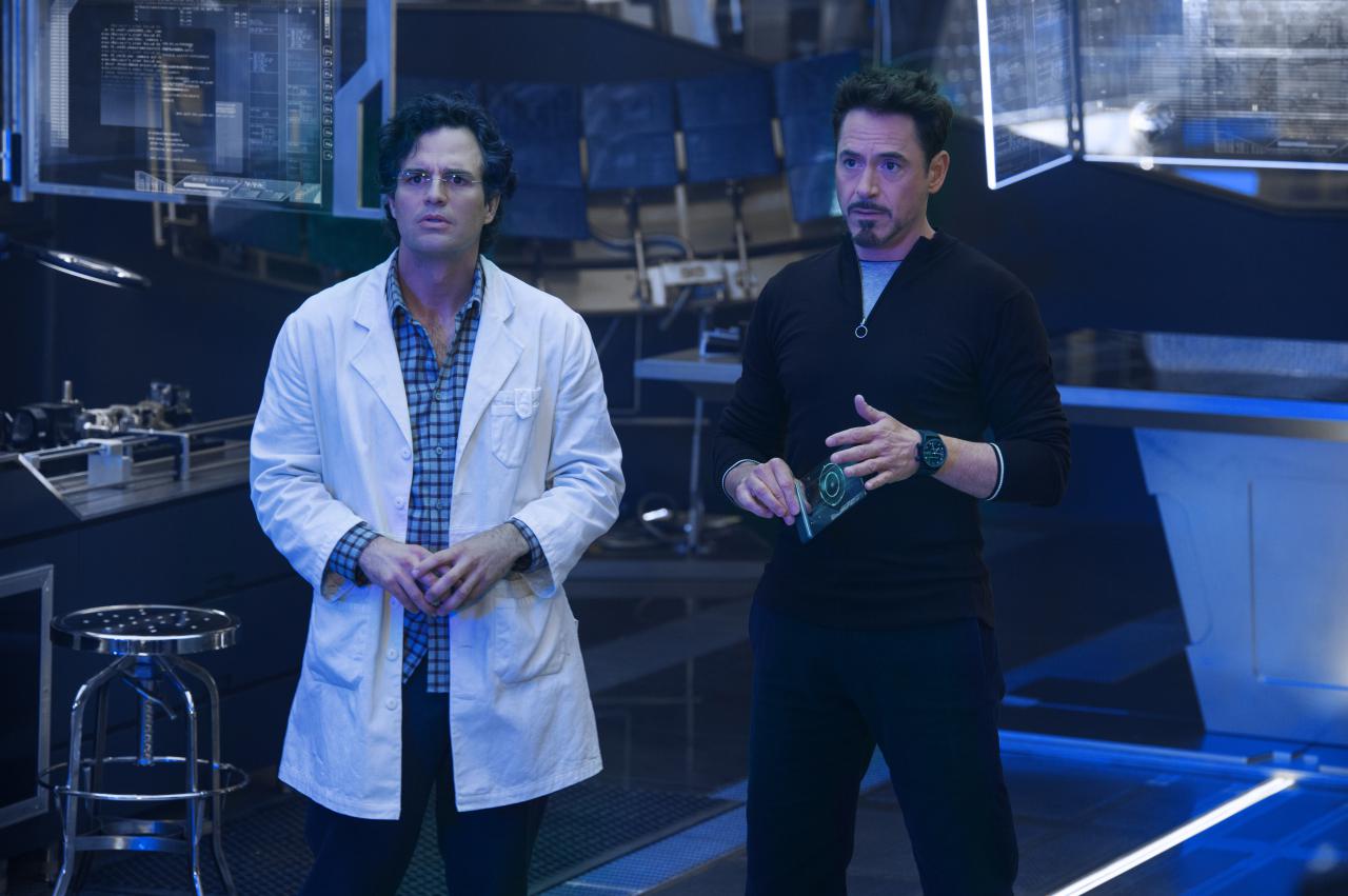 [16/04/2015] Tony und Bruce sind auch wieder als Science-Team im Einsatz.
