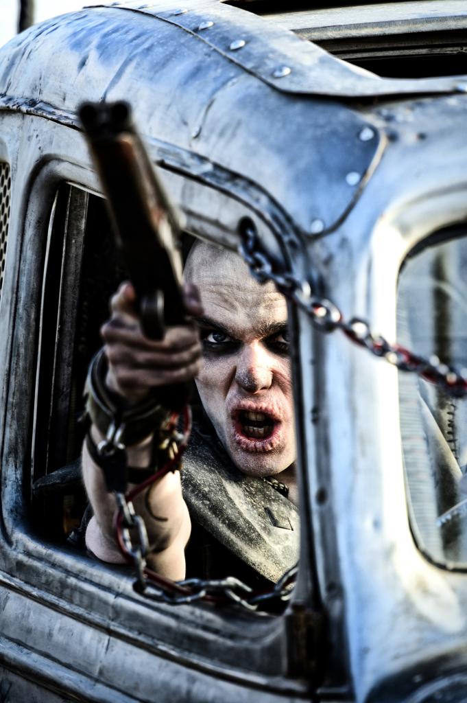 [12/05/2015] Szenenfotos aus Mad Max: Fury Road, ab 14. Mai 2015 im Kino. (14)
