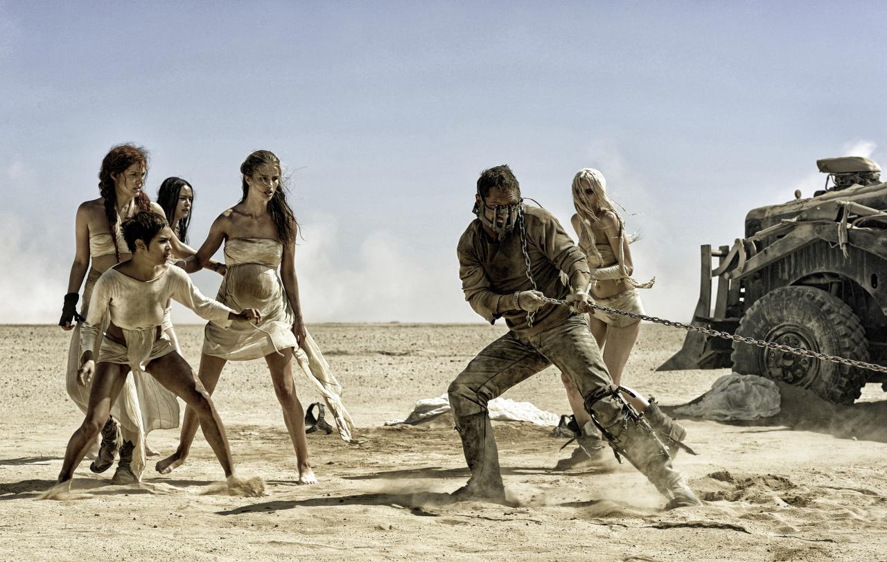 [12/05/2015] Szenenfotos aus Mad Max: Fury Road, ab 14. Mai 2015 im Kino. (17)