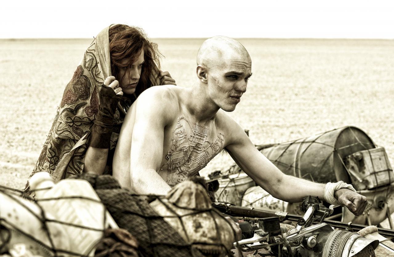 [12/05/2015] Szenenfotos aus Mad Max: Fury Road, ab 14. Mai 2015 im Kino. (34)