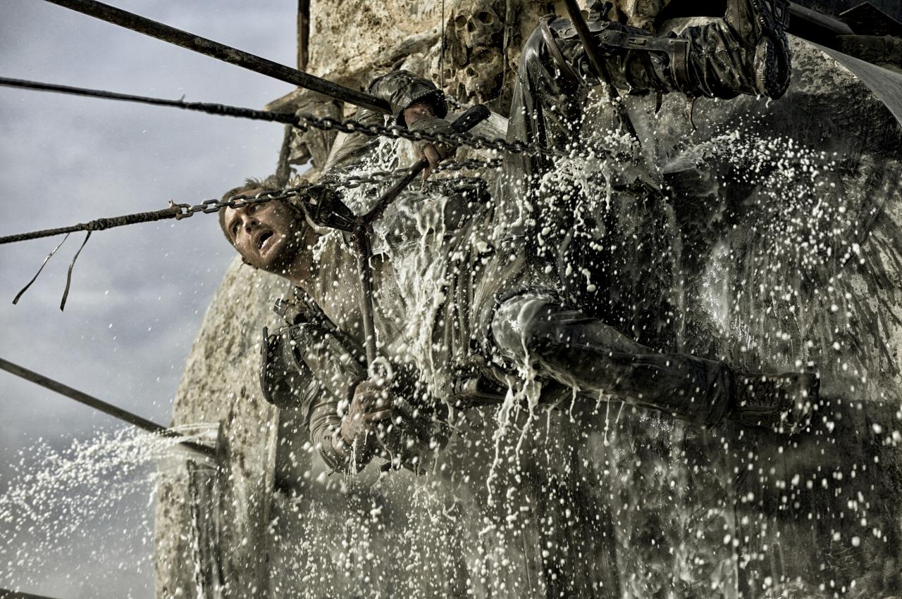[12/05/2015] Szenenfotos aus Mad Max: Fury Road, ab 14. Mai 2015 im Kino. (36)