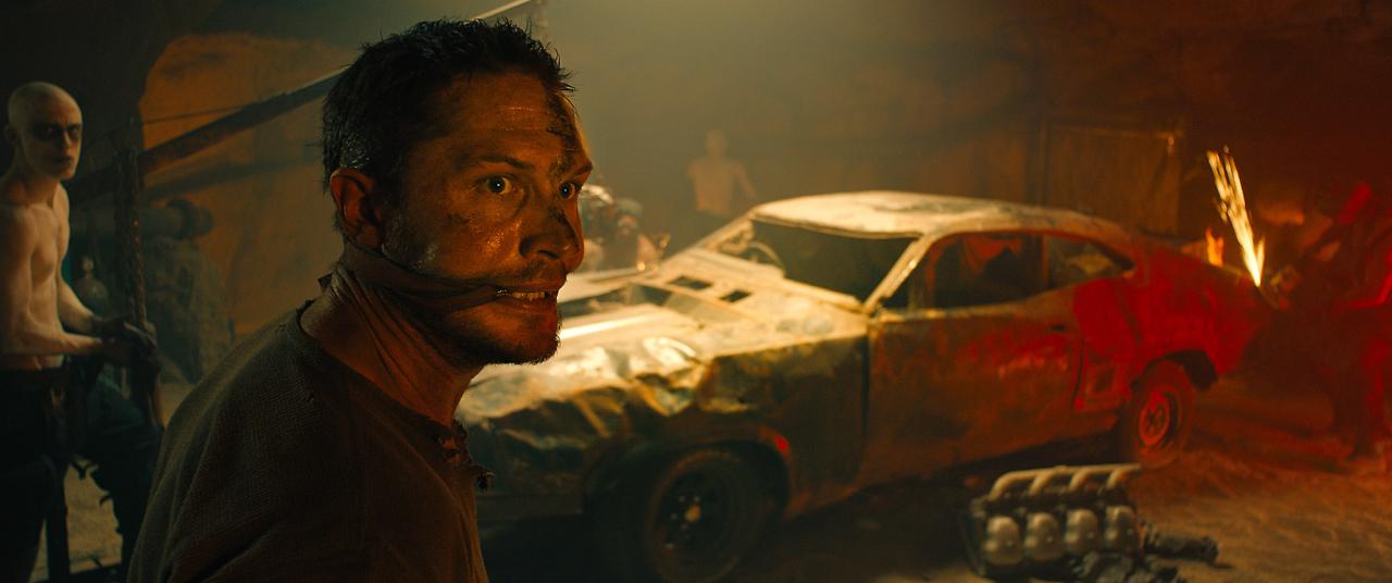 [12/05/2015] Szenenfotos aus Mad Max: Fury Road, ab 14. Mai 2015 im Kino. (44)