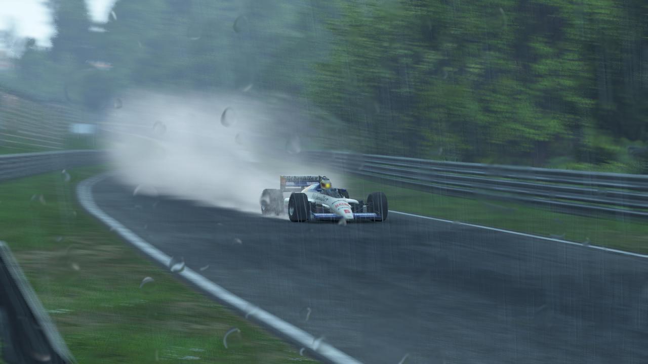 [05/05/2015] Im Regen trumpft Project Cars mit tollen Grafikeffekten auf. Die Wetterwechsel sind fließend. (PC)