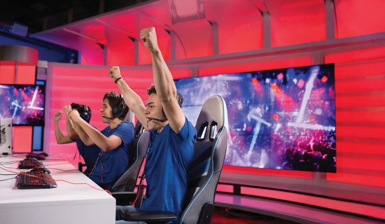 [10/08/2015] Hardware-Check auf der Gamescom - Mit Plantronics RIG 500HD und mehr