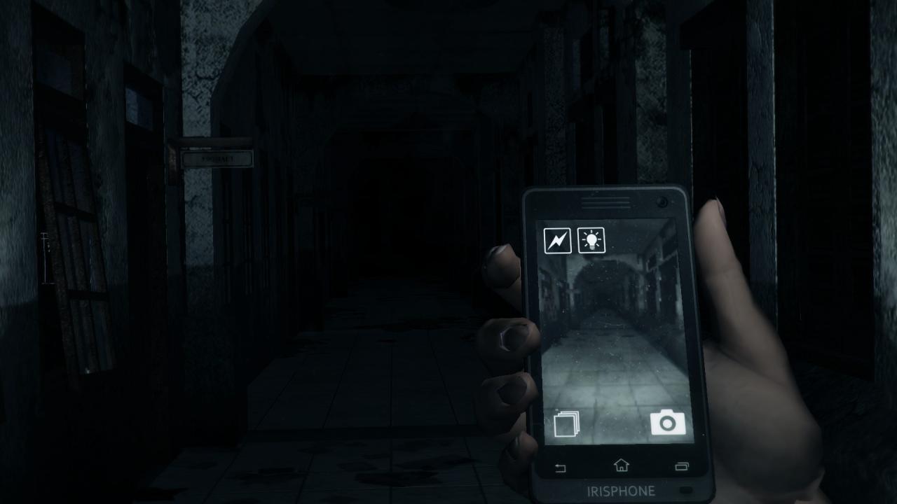 [01/08/2015] Dreadout - An Project Zero erinnert sich vermutlich so mancher Survival-Horror-Fan. Indie-Entwickler Digital Happiness versetzt das bewährte Konzept in die Moderne und statt altmodischer Kamera, haltet ihr in Dreadout ein Smartphone in der Hand um tödliche Geisterwesen auszumachen.