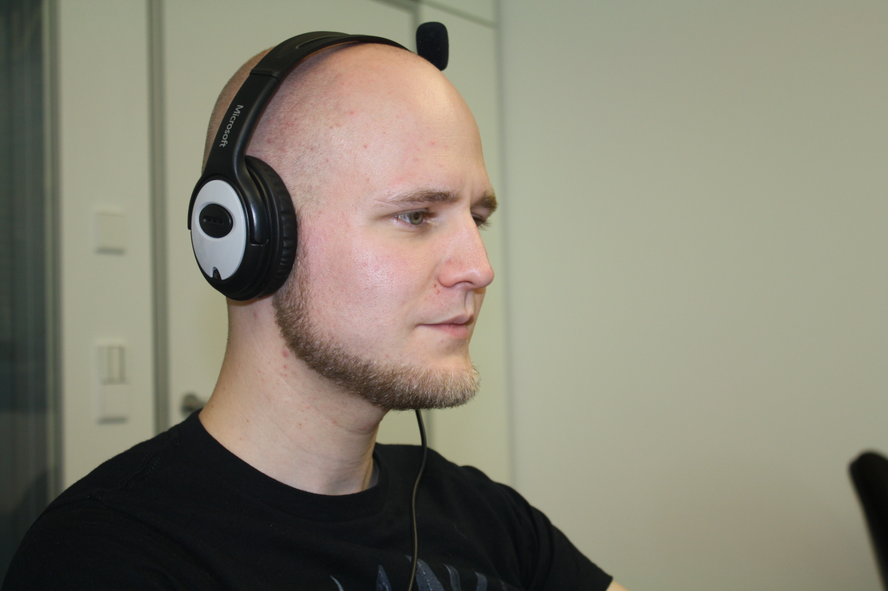 [06/10/2015] Denis, 28, Justizvollzugsbeamter: 