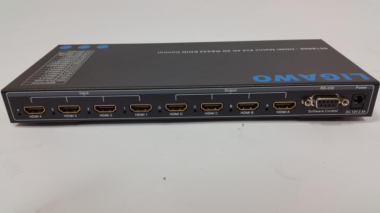 [23/10/2015] Sollte euer PC keinen RS-232-Anschluss besitzen, gibt es RS-232-auf-USB-Adapter zu kaufen.