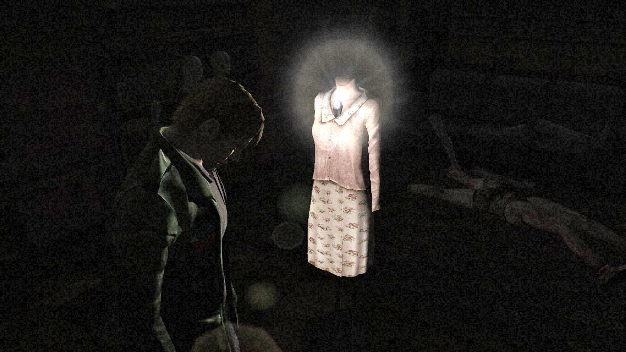 [19/01/2016] 3: Auch die Präsentation eines leblosen Objekts spielt für unsere Sinne eine Rolle: ein hell erleuchteter Torso inmitten der Finsternis von Silent Hill? Sehr gruselig!