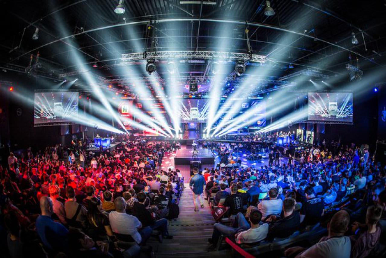 [25/02/2016] World of Tanks: Bei den Grand Finals, der Weltmeisterschaft für WoT sahen über 19.000 Zuschauer dem Spektakel zu.