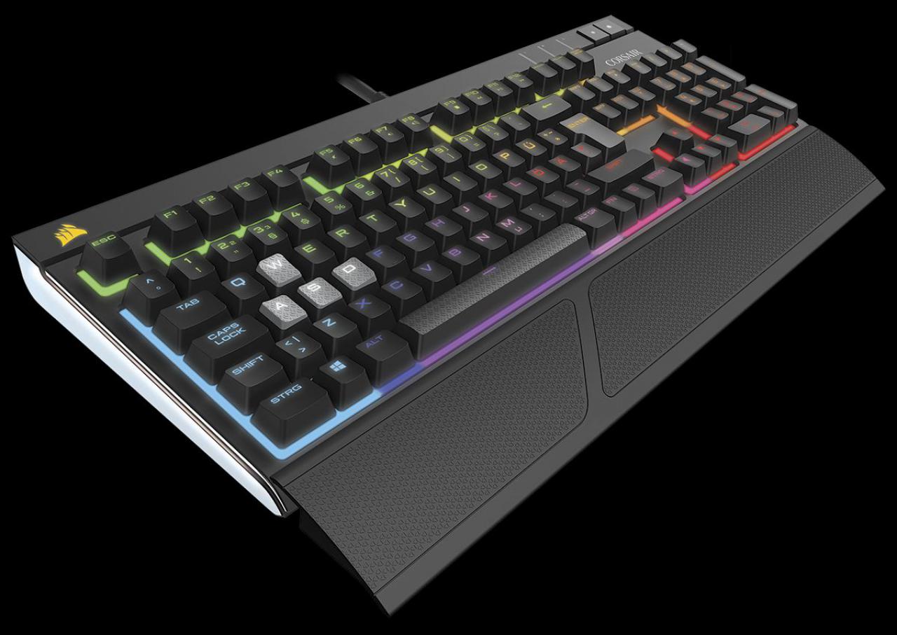 [12/02/2016] Geriffelte Tastenkappen für MOBA- und FPS-Spieler liegen der Corsair Strafe RBG Silent bereits bei.