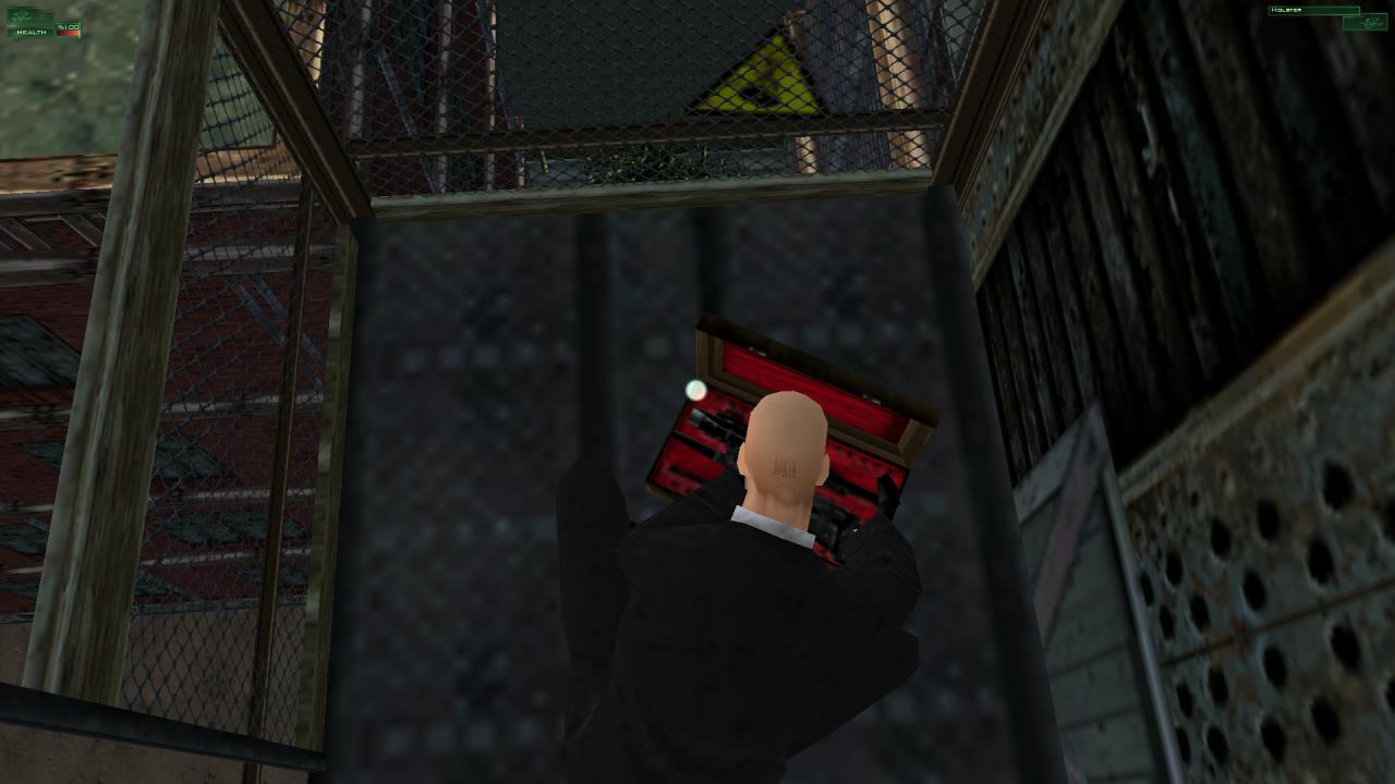 Im ersten Teil konnte Agent 47 sein Scharfschützengewehr noch zerlegen und in ein schickes Köfferchen verstauen. Dieses Feature wünschen wir uns für Hitman zurück!