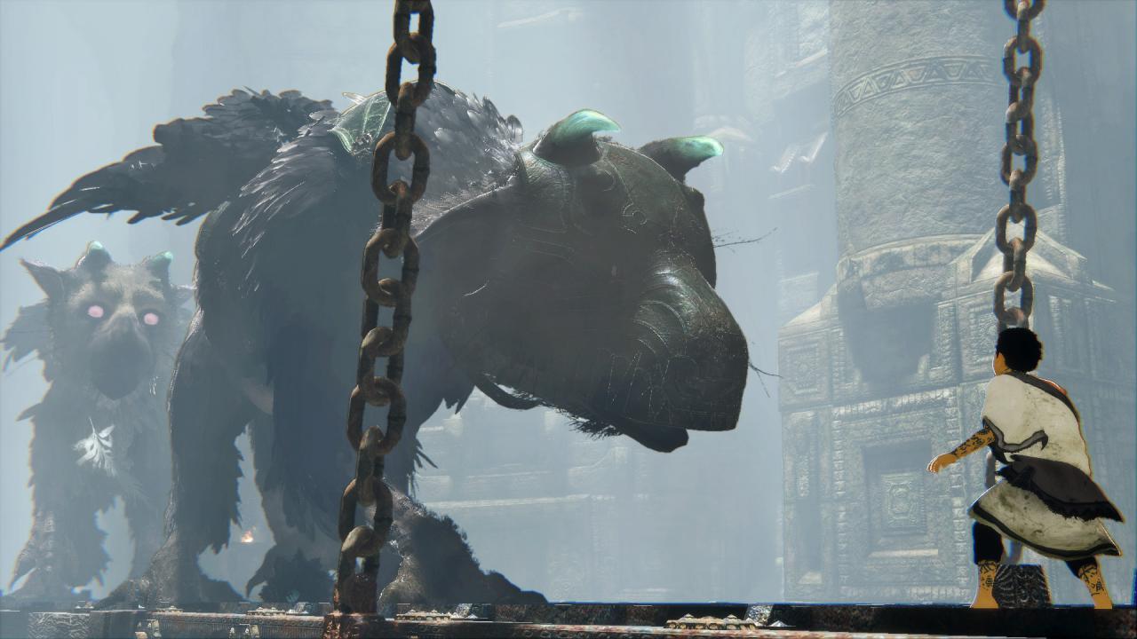 [11/08/2016] Lukas Schmid: Mag sein, dass es die extrem hohen Erwartungen nicht vollumfänglich wird erfüllen können - dem bisherigen Anschein nach wirkt The Last Guardian nämlich ein wenig altbacken und auch von technischen Problemchen ist das Abenteuer - noch - nicht gefeilt. Gerade Fans von Ico und Shadow oft he Colossus sollten sich den Titel auf der Gamescom dennoch keinesfalls entgehen lassen, denn atmosphärisch dürfte er wieder einmal eine Wucht werden. Keiner versteht es so gut wie Team Ico, eine ebenso bezaubernde wie melancholische Stimmung und unglaublich gelungene Helden zu kreieren.