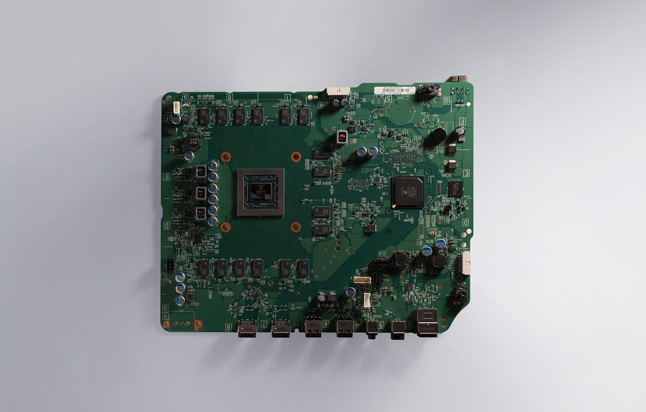 [02/08/2016] Der SoC einer Xbox One S. Es handelt sich vereinfacht gesagt um eine Art Kombination aus Mini-Mainboard, CPU und Grafikchip.