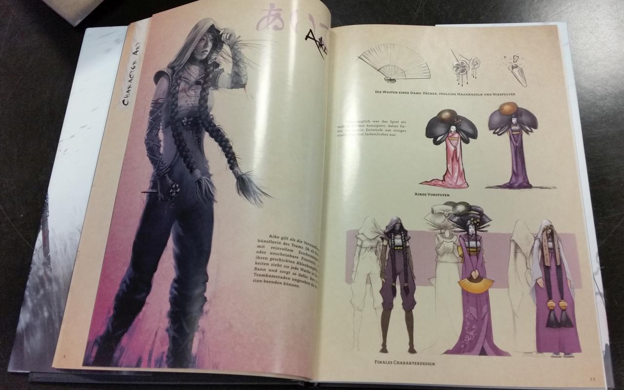 Die ersten Hochglanz-Seiten zeigen verschiedene Artworks aus dem Spiel.