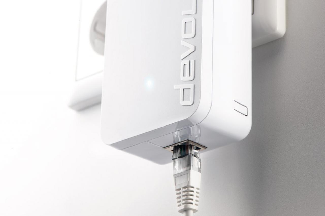 [12/03/2017] Die dLan 1200+-Stecker bieten einen Gigabit-Anschluss.