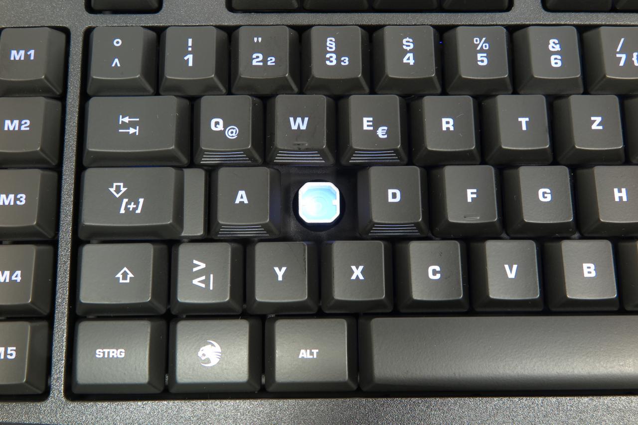 [12/04/2017] Roccat Isku+ Force FX: Spielertastatur mit druckintensiven Tasten getestet (12)