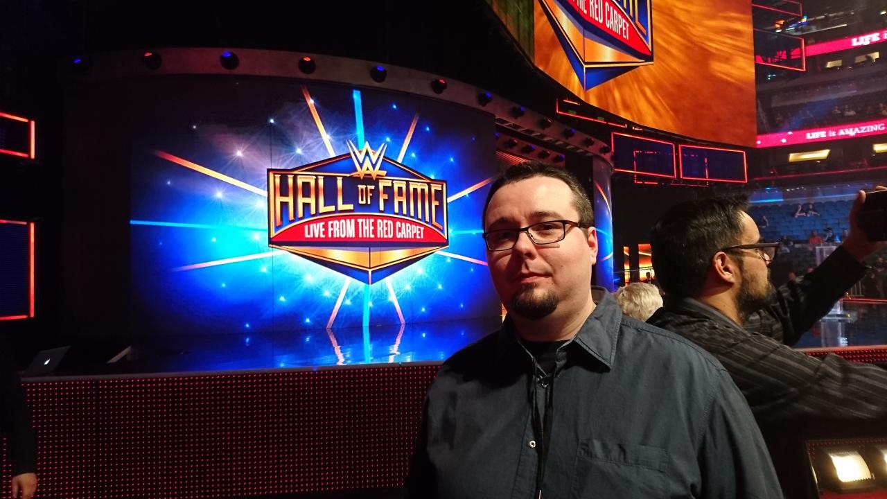 [01/04/2017] PCG-Redakteur Chris am roten Teppich vor der Hall of Fame.