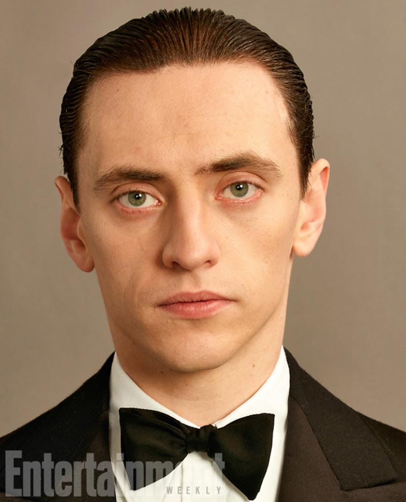 Sergei Polunin als Graf Rudolph Andrenyi in 
