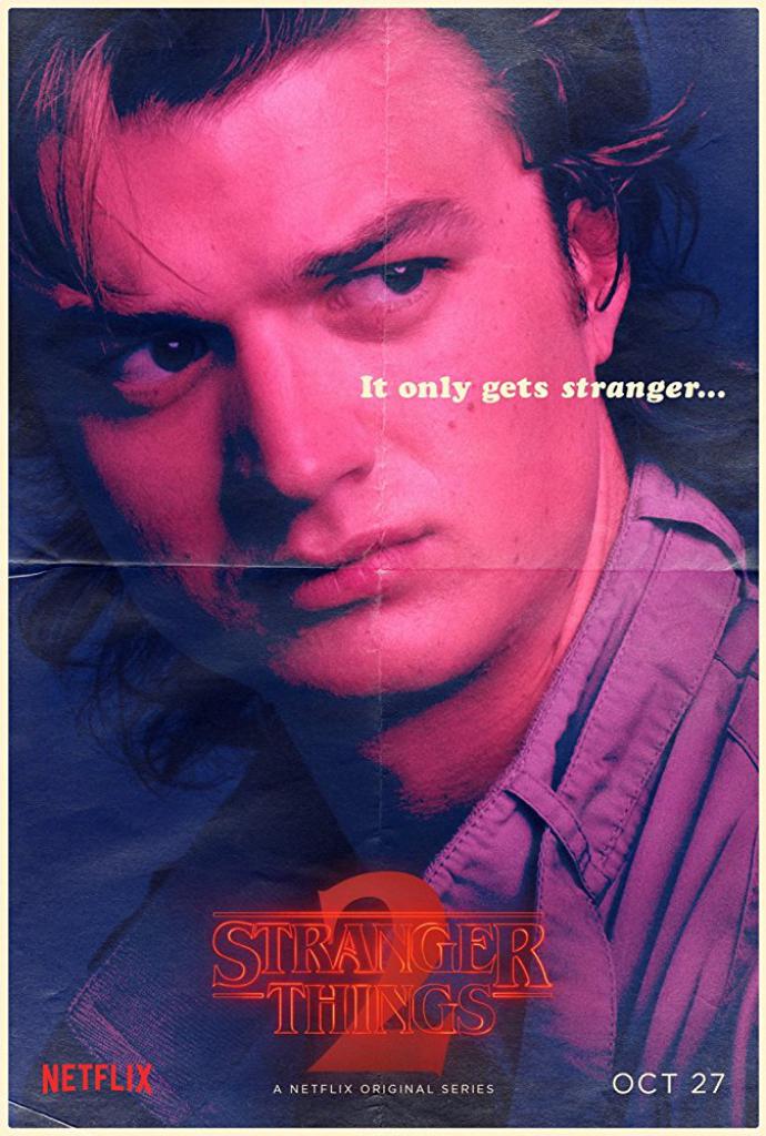Joe Keery als Steve Harrington auf dem Charakterplakat zur 2. Staffel von 
