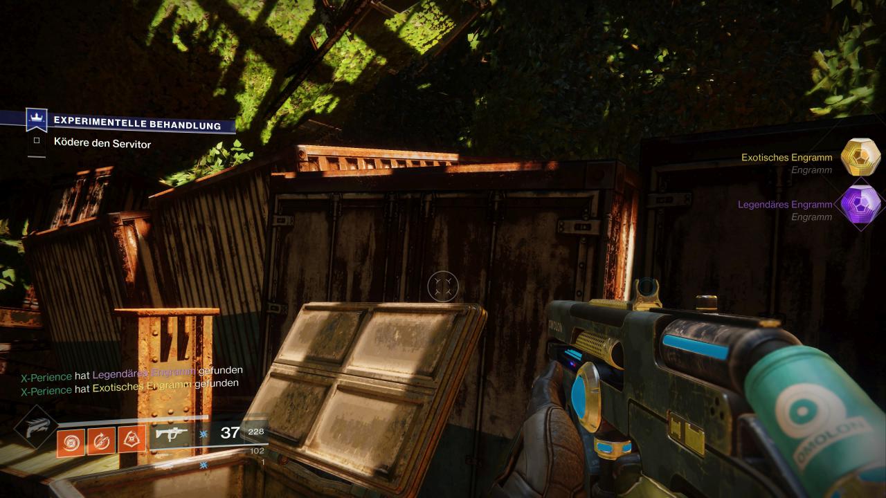 [09/09/2017] Bessere Beute gibt's überall: Hier ziehen wir ein exotisches Engramm aus einer von Cayde-6 versteckten Schatzkiste. Diese anhand seiner Schatzkarten zu finden, ist eine der möglichen Endgame-Nebenbeschäftigungen.