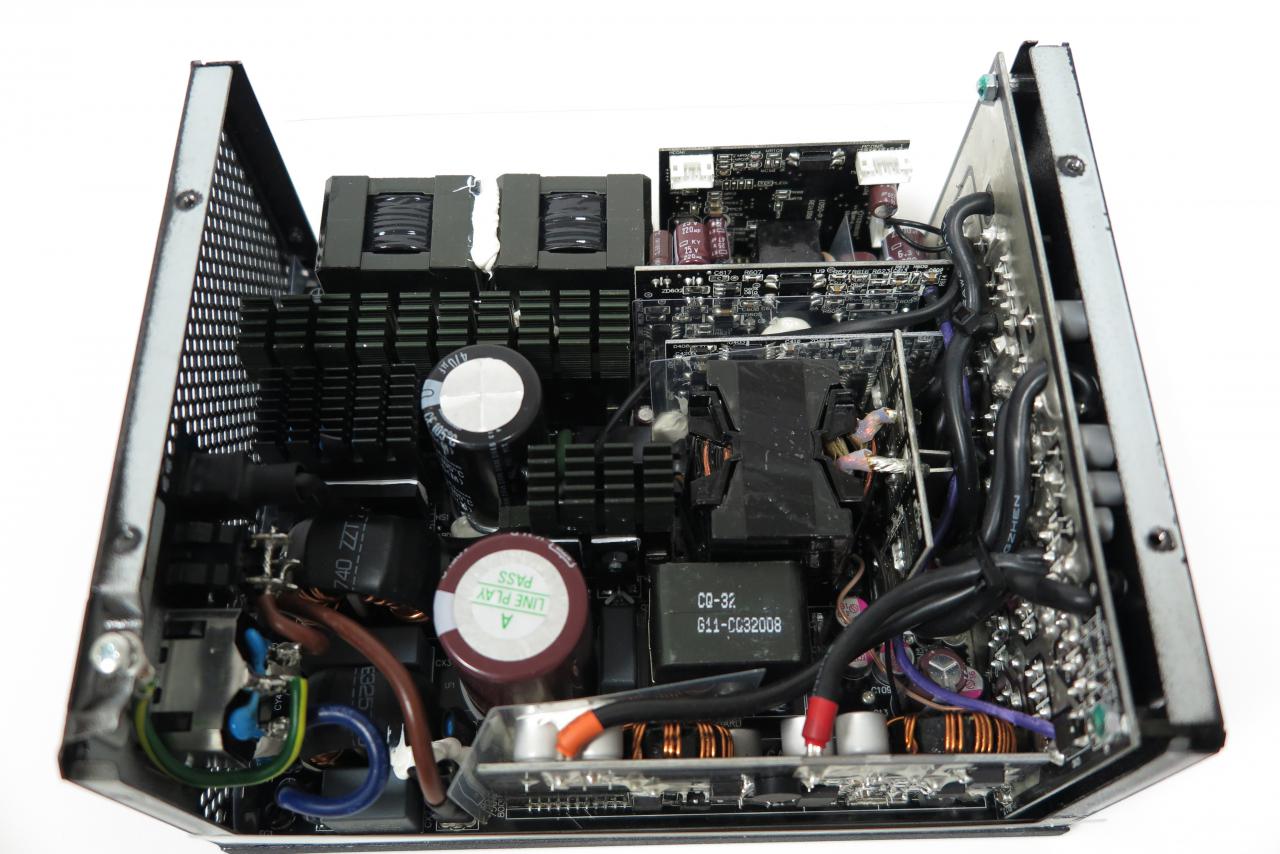 [27/03/2018] Enermax MaxTytan 800 Watt im Test: Angriff des Titanen (1)