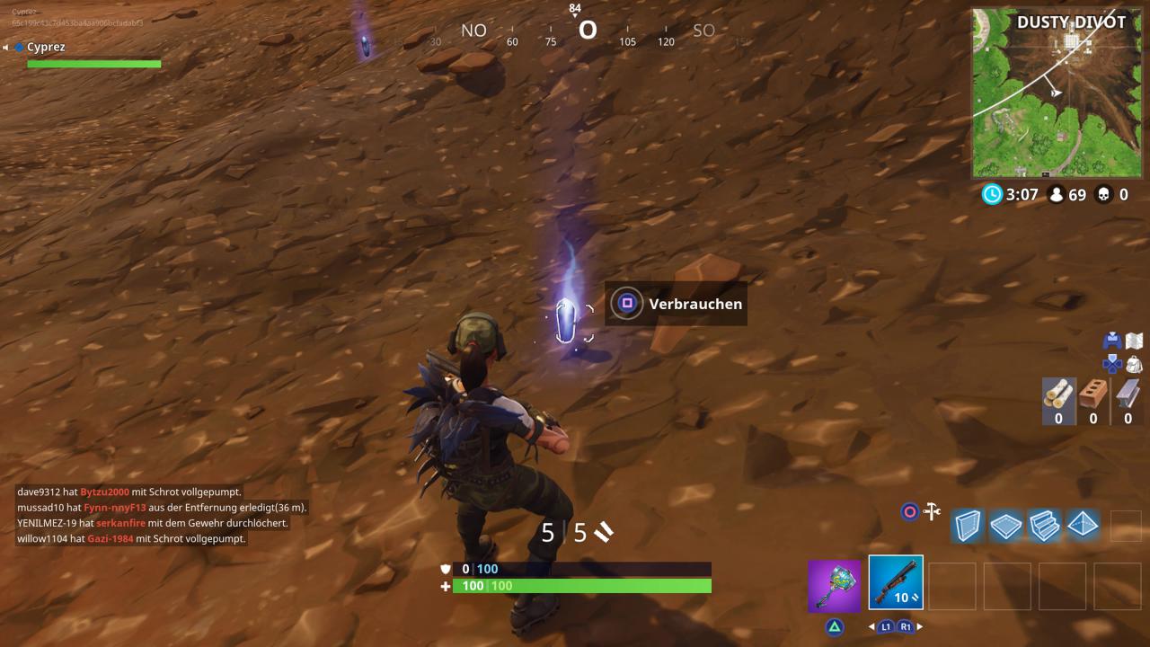 Fortnite: Die neuen Power-Kristalle liegen bei den Kratern verstreut.